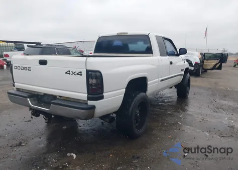 2001 Dodge Ram 2500 St z USA, uszkodzony, nr VIN 3B7KF23781G233441